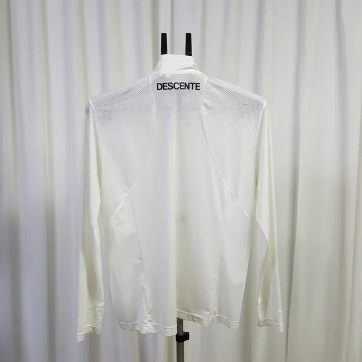 [SOLD OUT] 데상트 남성 기능성 집업 자켓 100 오일장