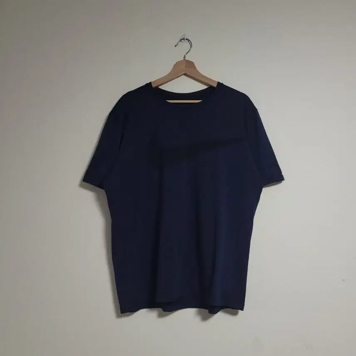 [BUNJANG] Nike Big Swoosh Dri-FIT T-Shirt / (110) NIKE 나이키 빅로고 드라이핏 반팔 티셔츠 스우시