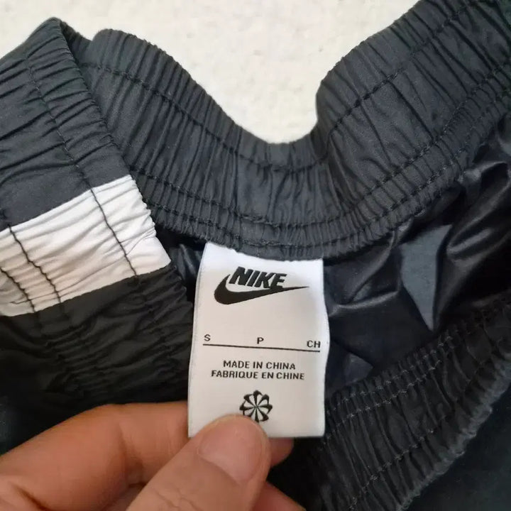[BUNJANG] Nike Woven Jogger Pants Size S / 나이키  우븐조거팬츠S