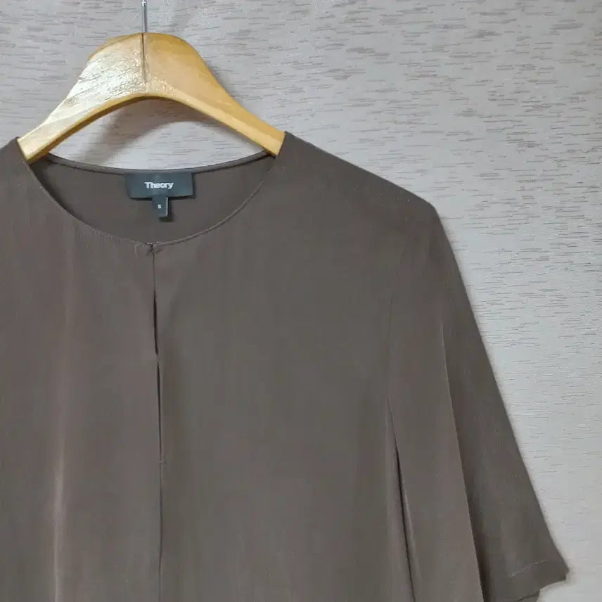 [BUNJANG] Theory Brown Silk Blouse (Size S) / B5-13/띠어리 브라운 실크 블라우스 여성