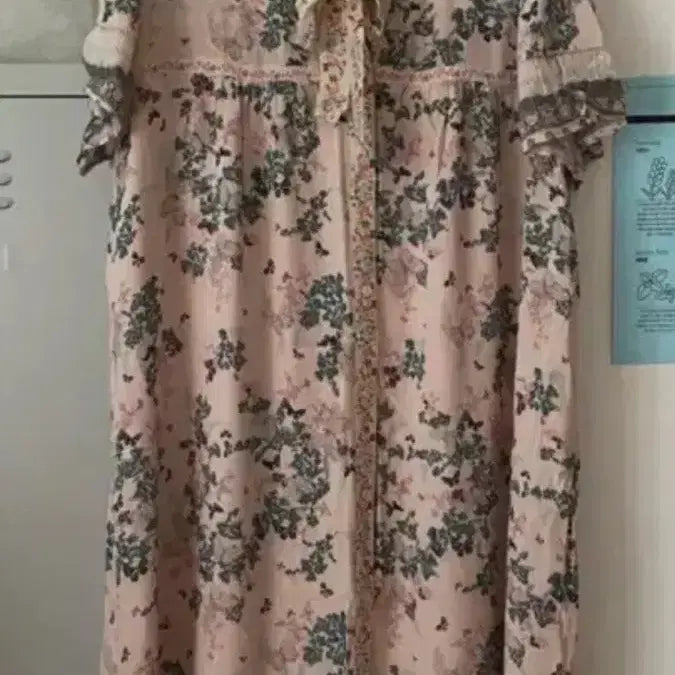 [BUNJANG] Thursday Island Midi Dress Floral Pattern / 써스데이아일랜드 원피스