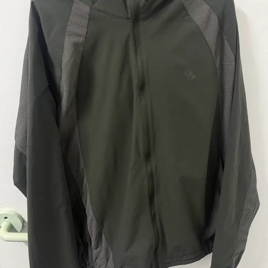 [BUNJANG] Sansan Gear Windbreaker / 산산기어 바람막이