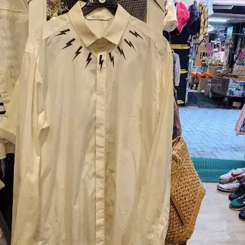[BUNJANG] Neil Barrett White Lightning Print Shirt / 닐바렛 화이트 번개 프린트 셔츠
