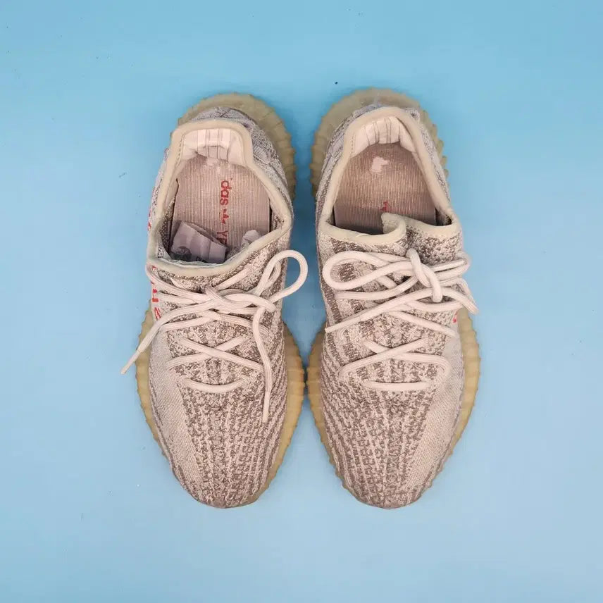 [BUNJANG] Adidas Yeezy Boost 350 V2 Sneakers / hh 아디다스 이지 부스트 350 V2 운동화 260