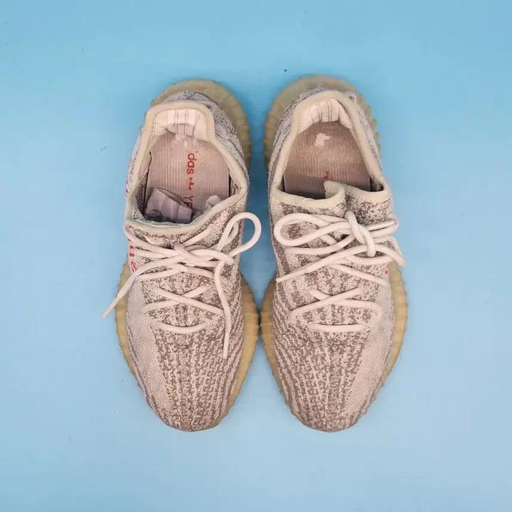 [BUNJANG] Adidas Yeezy Boost 350 V2 Sneakers / hh 아디다스 이지 부스트 350 V2 운동화 260