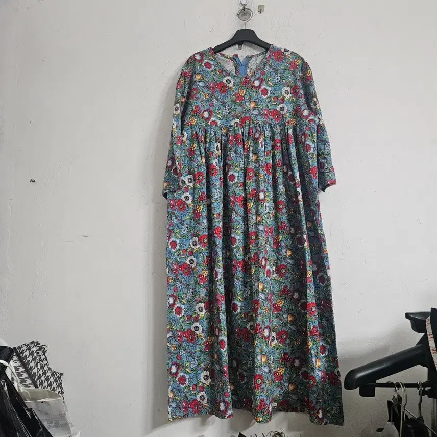 [BUNJANG] Flower Pattern Long Dress Sky Blue / 플라워 패턴 롱 원피스 하늘색
