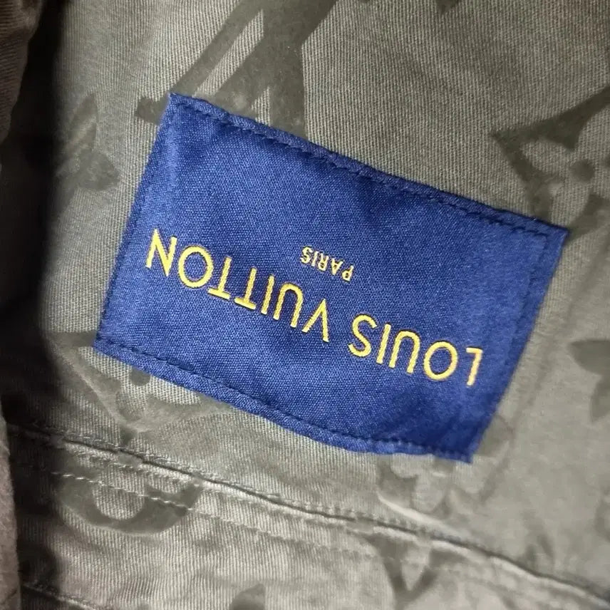 [BUNJANG] Louis Vuitton Monogram Vintage Trucker Jacket Khaki / 루이비통 모노그램 빈티지 트러커 자켓 카키(95-100)