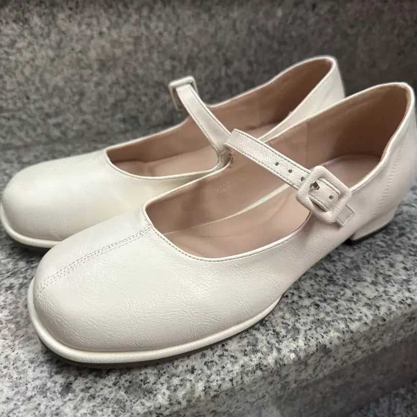 [BUNJANG] Ivory Mary Jane Strap Shoes (240) / (새상품) 아이보리 메리제인 스트랩 슈즈 240