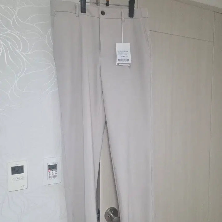 [BUNJANG] Time Homme Relaxed Fit Slacks Beige / 타임옴므 슬랙스 새상품(34)
