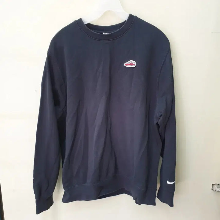 [BUNJANG] Nike Sneakers Embroidered Sweatshirt (L) / [ L ] 나이키 스니커즈 자수 맨투맨