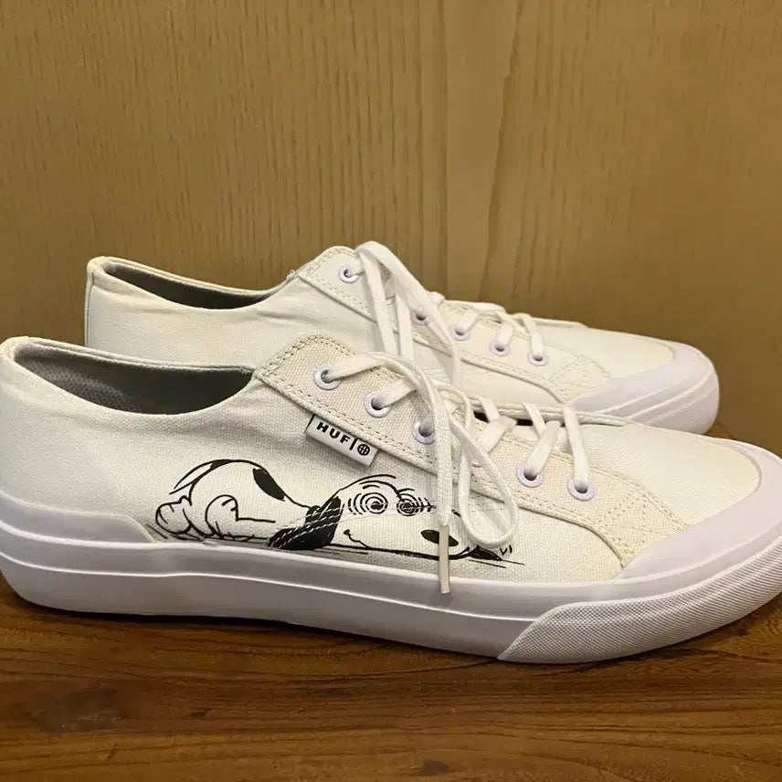 [BUNJANG] HUF x Peanuts Snoopy Collaboration Canvas Low Sneakers / HUF 허프 x 피너츠 스누피 협업 캔버스 로우 스니커즈 280