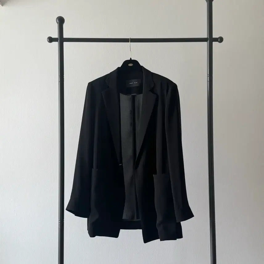 [BUNJANG] Penny Blue Basic Black Blazer Jacket / 페니블루 기본 블랙 자켓 블레이저