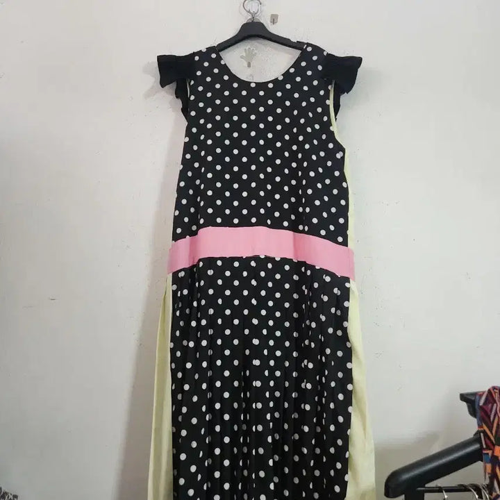 [BUNJANG] LAIBDA Frill Yellow Pleated Dress / LAIBDA 프릴 옐로우 플리츠 원피스