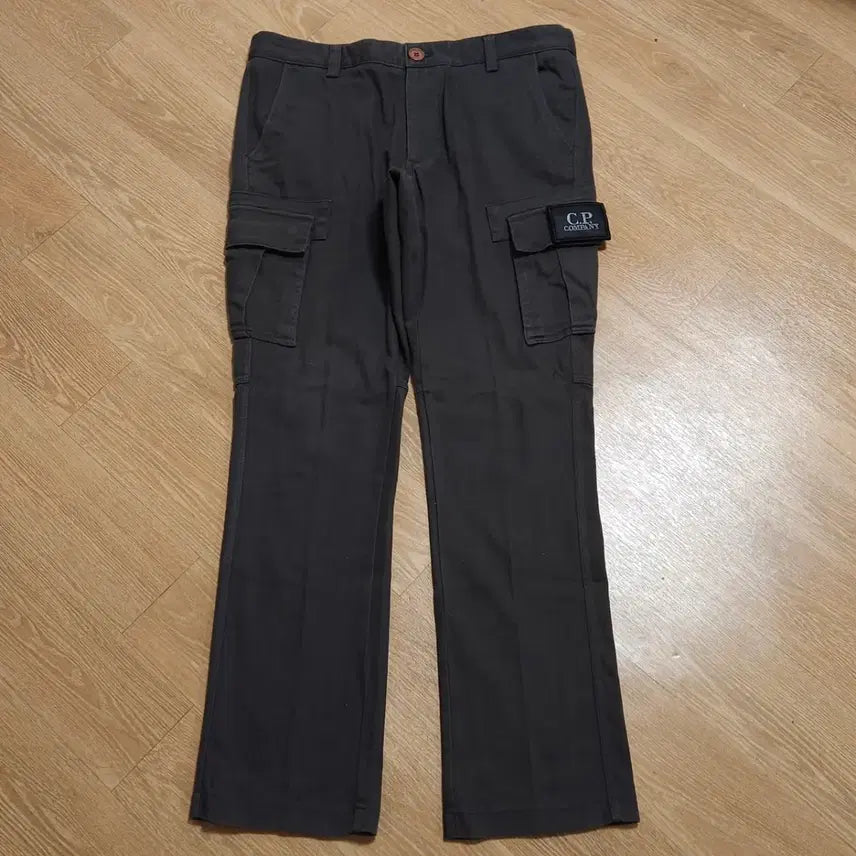 [BUNJANG] CP Company Cargo Pants Size 32 / Cp 씨피컴퍼니 카고 바지 32