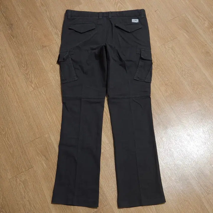 [BUNJANG] CP Company Cargo Pants Size 32 / Cp 씨피컴퍼니 카고 바지 32