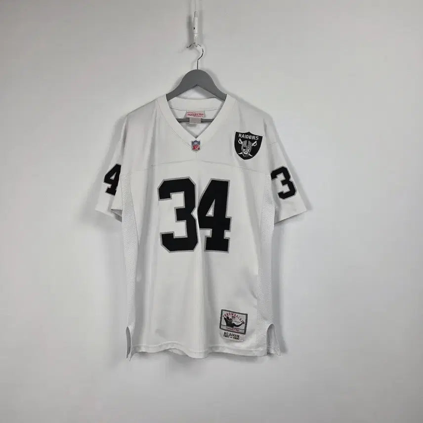 [BUNJANG] White Raiders V-Neck Short Sleeve Jersey Men&