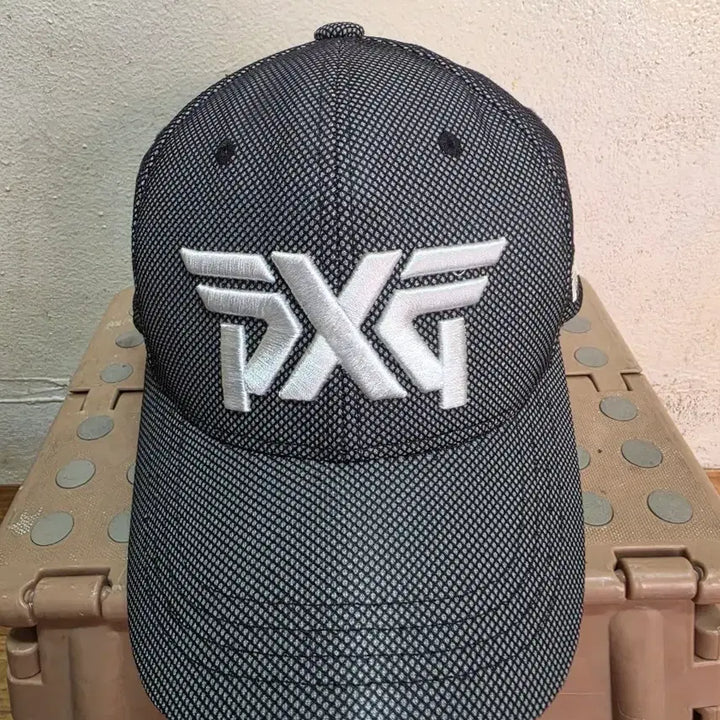 [SOLD OUT] (FREE)PXG 남성골프 블랙 메쉬캡 모자