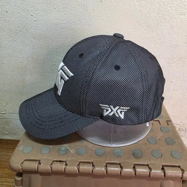 [SOLD OUT] (FREE)PXG 남성골프 블랙 메쉬캡 모자