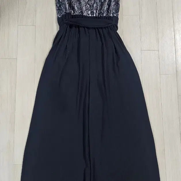 [BUNJANG] TASI New York Lace Wide Jumpsuit Black / [TASI] 타시 뉴욕 레이스 와이드 점프수트 블랙 55