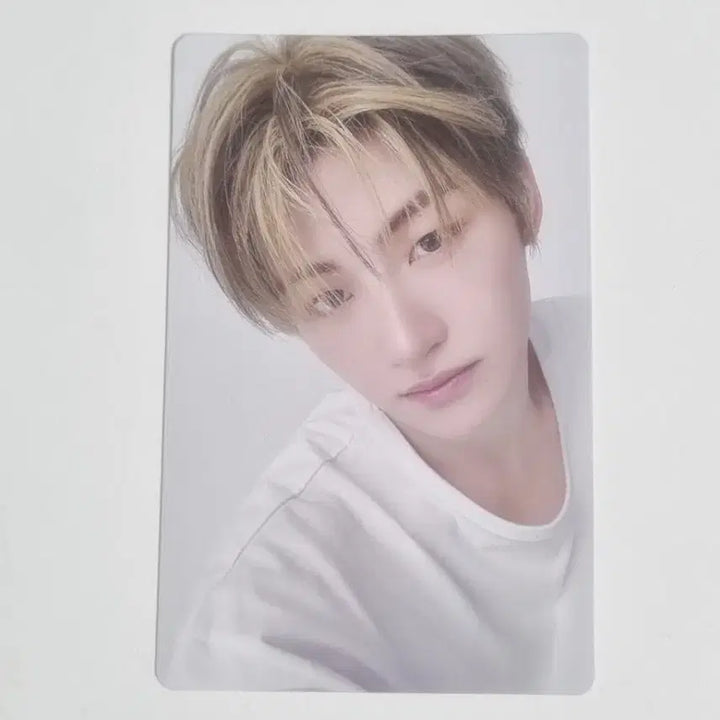 [BUNJANG] TWS Jihoon Album Photocard Play Hard / 투어스 지훈 앨범 포토카드 play hard