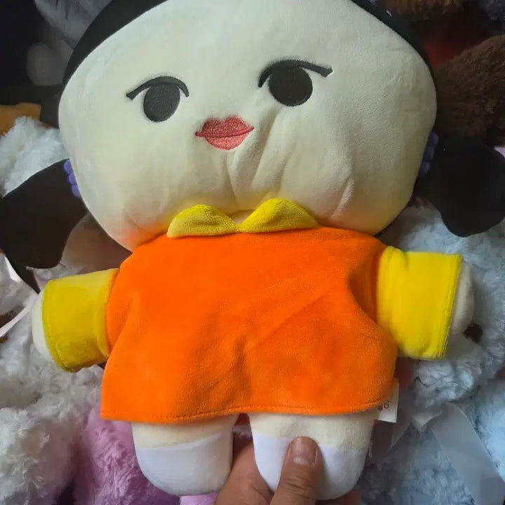 [BUNJANG] Squid Game Yeonghee Plush Doll / 오징어게임 영희 인형가방(새제품)