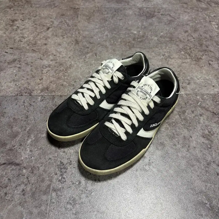 [BUNJANG] Dolce &amp; Gabbana Sneakers / 돌체앤가바나 스니커즈 250