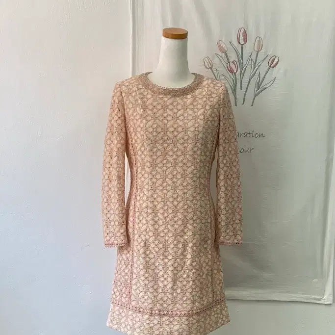 [BUNJANG] It Michaa Lace Long Sleeve Midi Dress / 잇미샤 레이스 롱 슬리브 미디 원피스