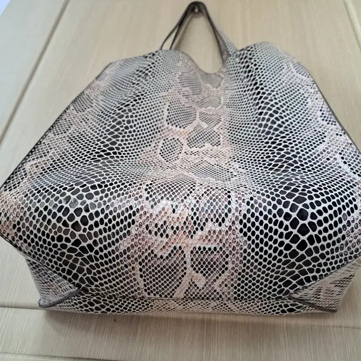 [BUNJANG] Python Pattern Tote Bag Shoulder Bag / 파이톤 토트백 숄더백 새상품