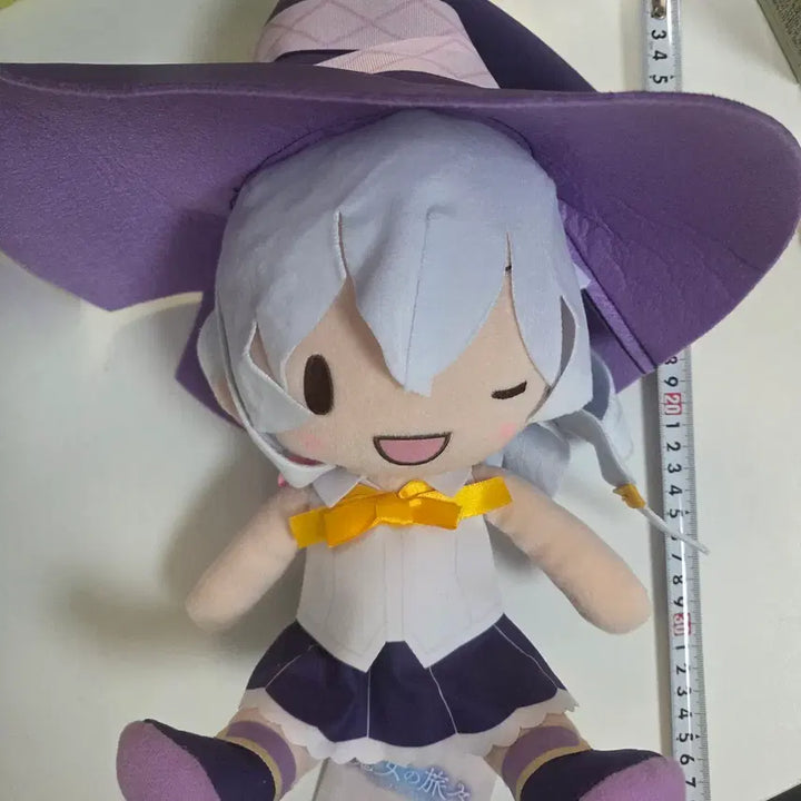 [BUNJANG] The Journey of Elaina Elaina Fuwapuchi Plush Doll / 마녀의 여행 일레이나 후와푸치 누이 인형