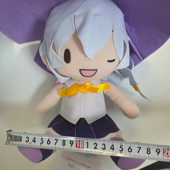 [BUNJANG] The Journey of Elaina Elaina Fuwapuchi Plush Doll / 마녀의 여행 일레이나 후와푸치 누이 인형