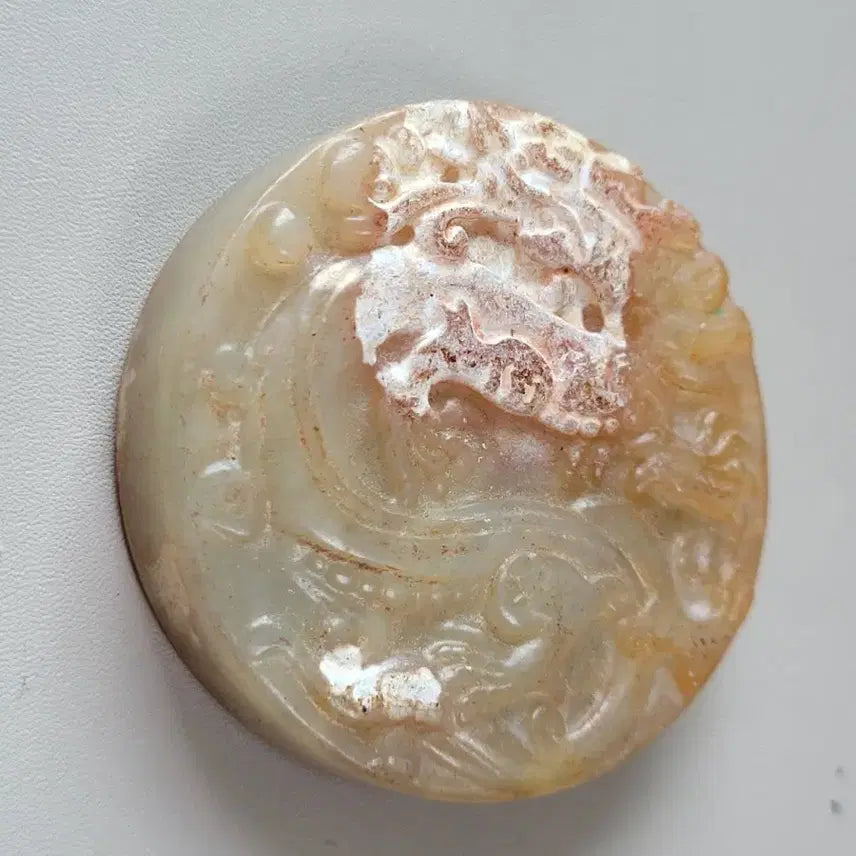 [BUNJANG] Carved Jade Dragon Pendant Necklace / 용 조각  옥 팬던트 옥장신구