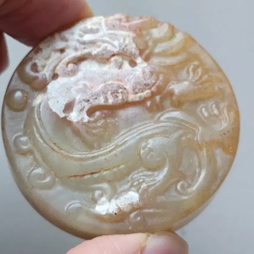 [BUNJANG] Carved Jade Dragon Pendant Necklace / 용 조각  옥 팬던트 옥장신구