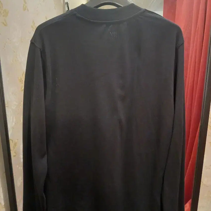 [BUNJANG] ARMY Small Heart Long Sleeve T-Shirt Black L / 7/55 아미 스몰 하트 블랙 긴팔 티셔츠 L