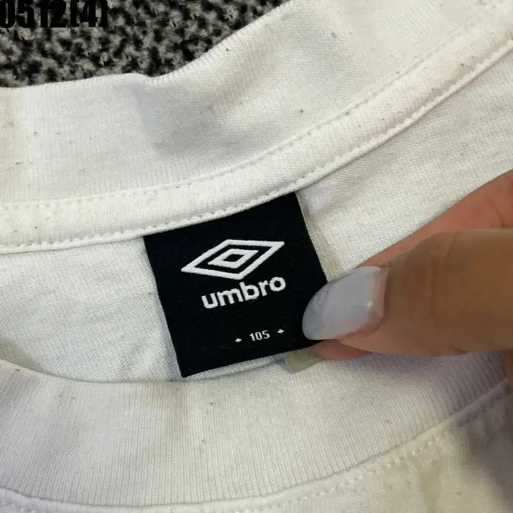 [BUNJANG] Umbro White Short-Sleeve T-Shirt / 엄브로 화이트 반팔 티셔츠 105 | 0512