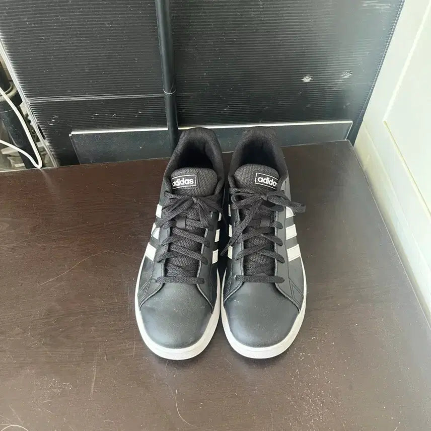 [BUNJANG] Adidas Grand Court Black Sneakers / 아디다스 그랜드코트 블랙 스니커즈