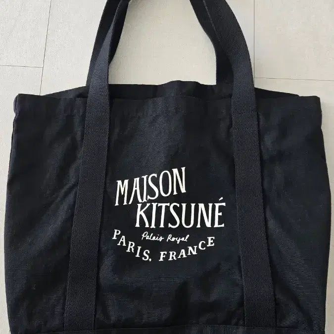 [BUNJANG] Maison Kitsuné Shoulder Bag / 메종키츠네 숄더백