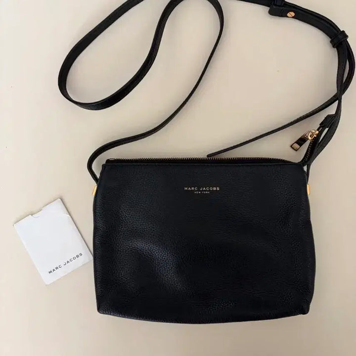 [BUNJANG] Marc Jacobs Black Calfskin Crossbody Bag / 마크제이콥스 블랙 소가죽 크로스백