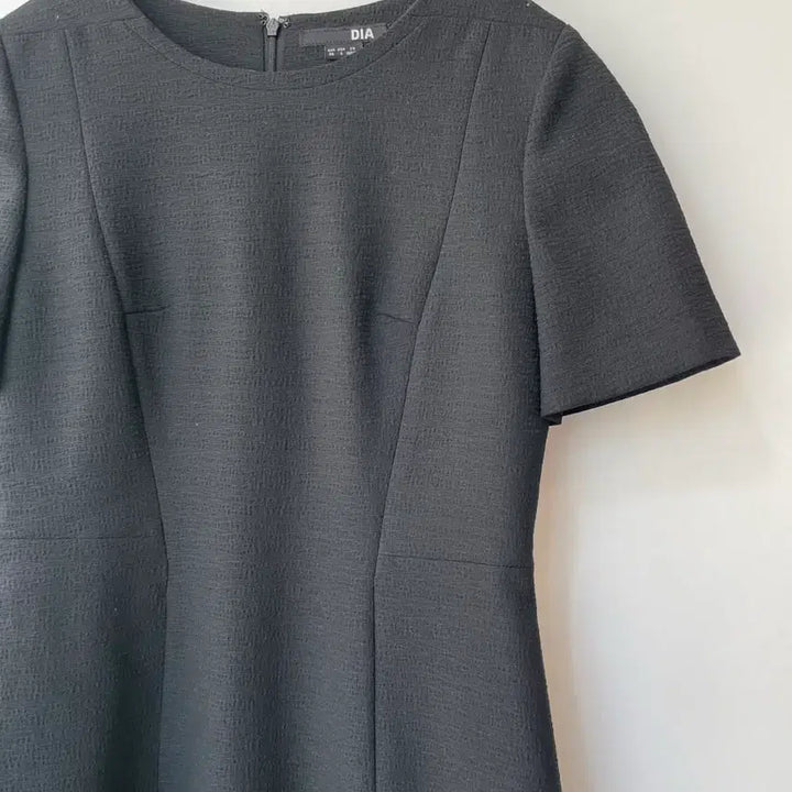 [BUNJANG] DIA Chic Line Short-Sleeve Dress Size S / 디아 시크라인 반팔 원피스 S