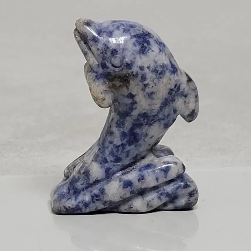 [BUNJANG] Sodalite Dolphin Carving Ornament / 소달라이트 돌고래 조각 노리개
