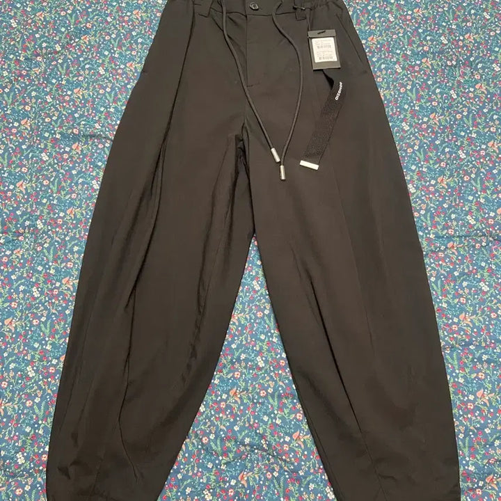 [BUNJANG] 23SS SONGZIO Dart Wide Pants Size 76 / 23SS 송지오 명작 다트 와이드 팬츠 76사이즈