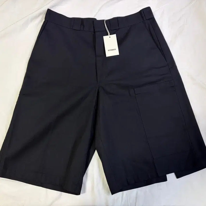 [BUNJANG] VETEMENTS 2016 Archive Workwear Shorts / 베트멍 2016 워크웨어 쇼츠 VETEMENTS 아카이브