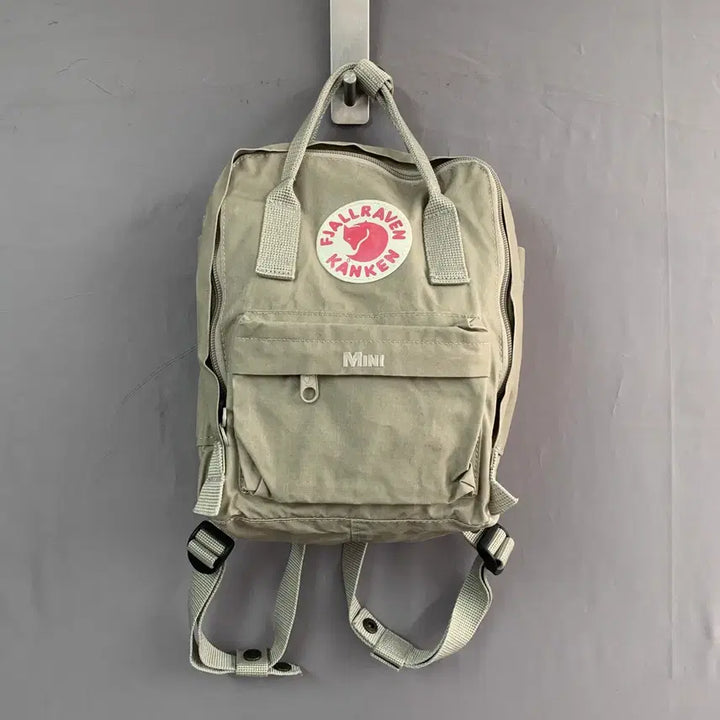 [BUNJANG] Fjällräven Kånken Mini Backpack / 피엘라벤 칸켄 미니 백팩 가방