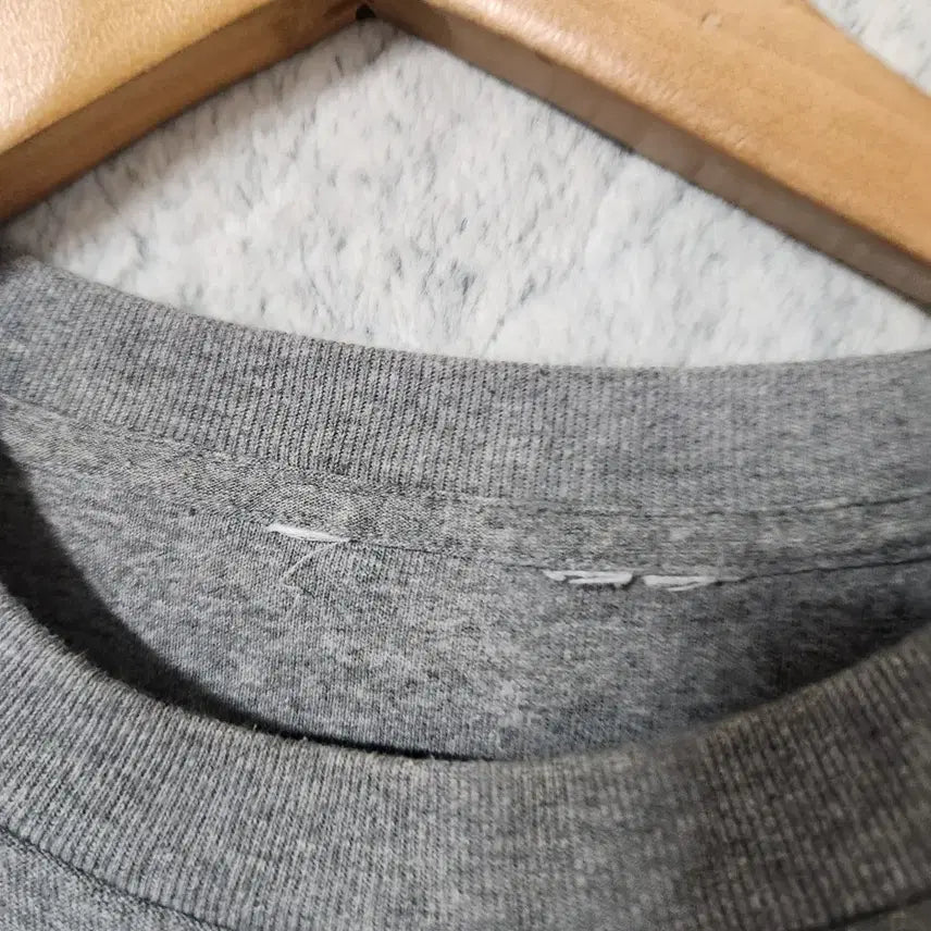[BUNJANG] Uniqlo Unisex Short Sleeve T-Shirt (Size L) / 728A [L] 유니클로 공용 반팔 티셔츠