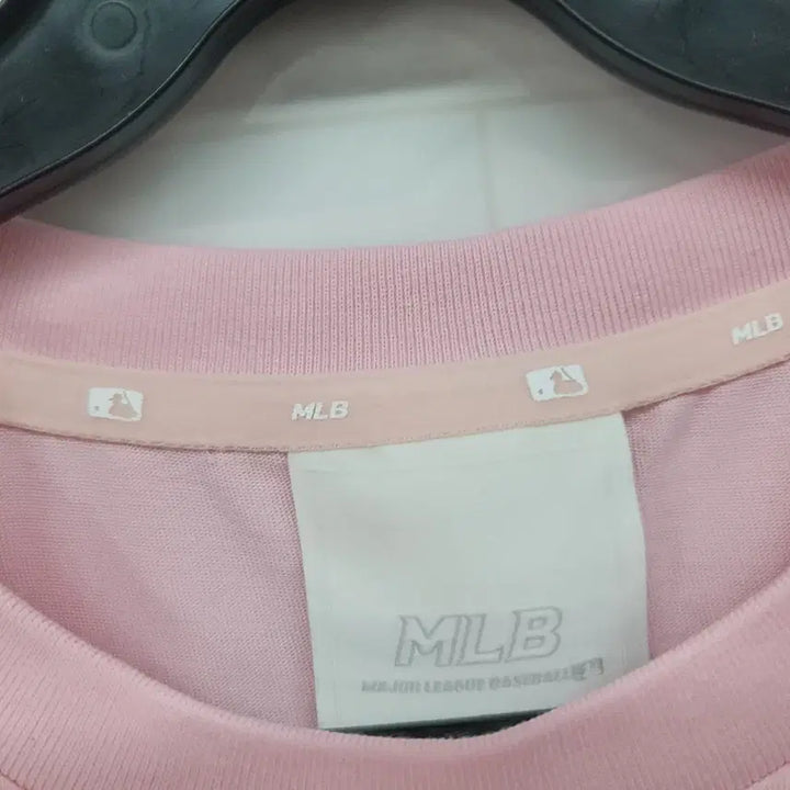 [BUNJANG] MLB Dog Embroidery Short Sleeve T-Shirt / MLB 강아지 자수 반팔 티셔츠