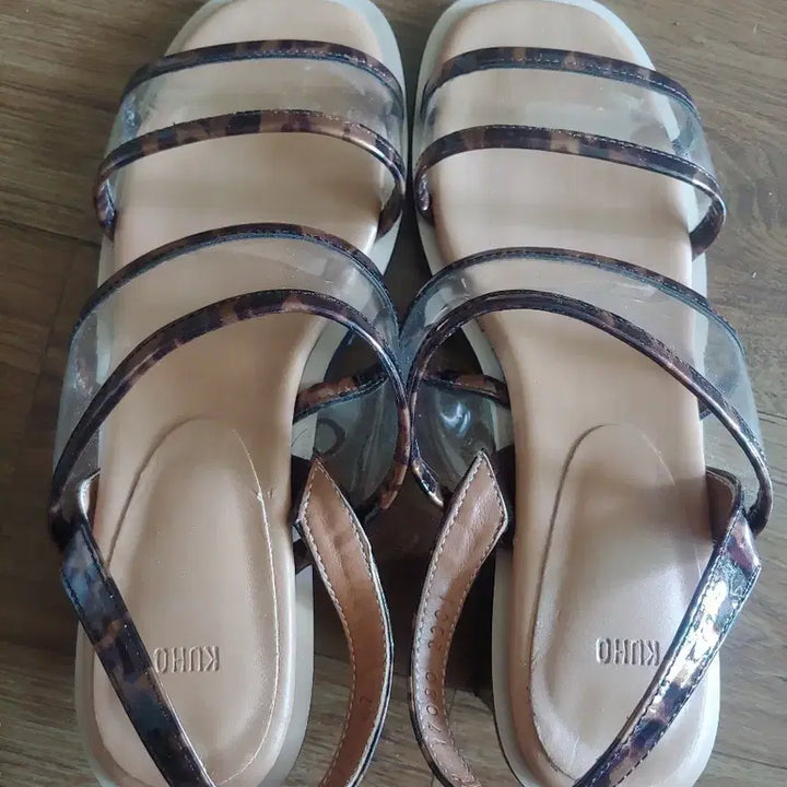 [BUNJANG] KUHO Leopard PVC Sandals / 구호 레오파드 pvc 샌들