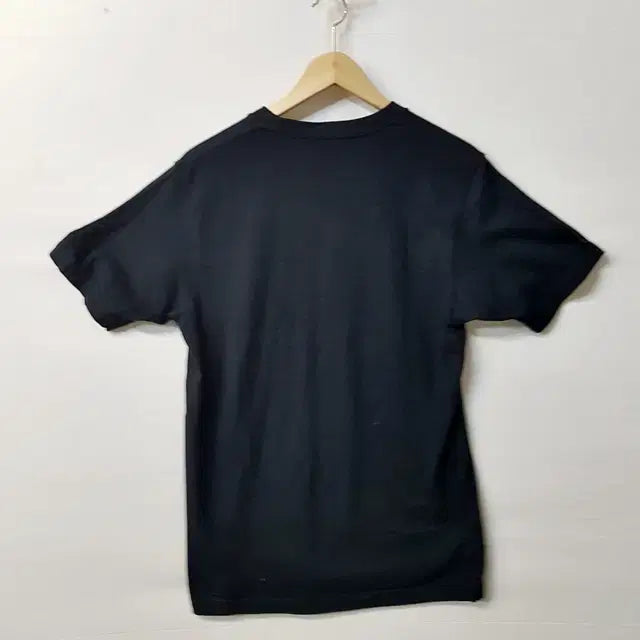 [BUNJANG] Uniqlo Final Fantasy 35th Anniversary T-Shirt Black / 파이널 판타지3 35주년 기념 유니클로 티셔츠 블랙