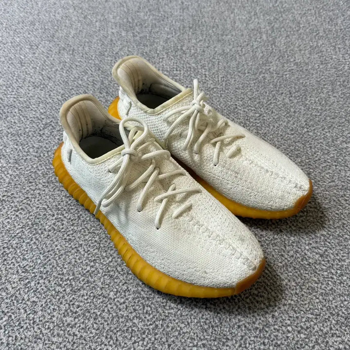 [BUNJANG] Adidas Yeezy Boost 350 V2 Ivory / 아디다스 이지부스트 350 V2 265
