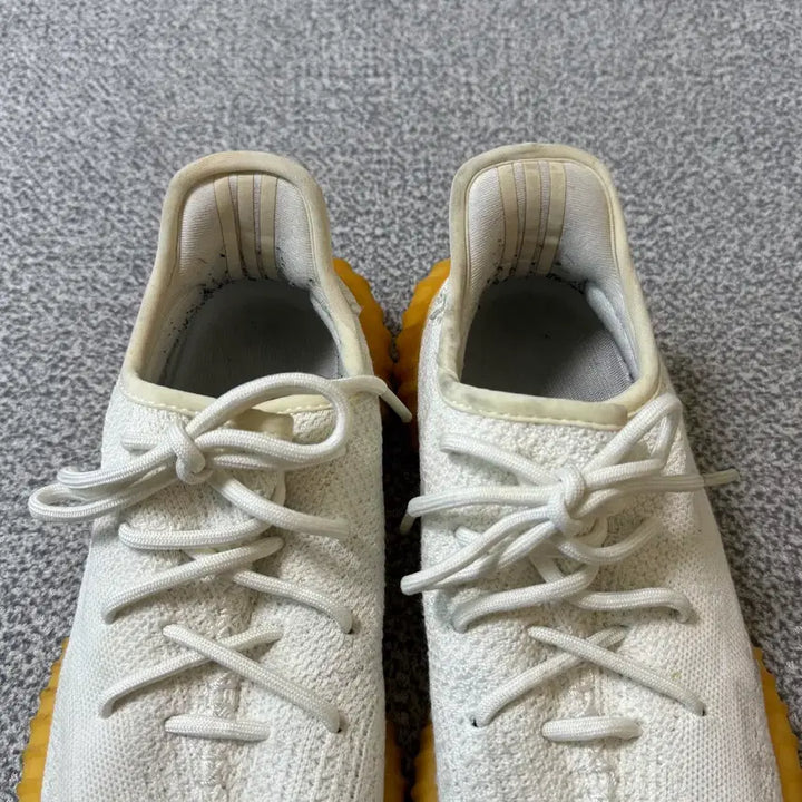 [BUNJANG] Adidas Yeezy Boost 350 V2 Ivory / 아디다스 이지부스트 350 V2 265