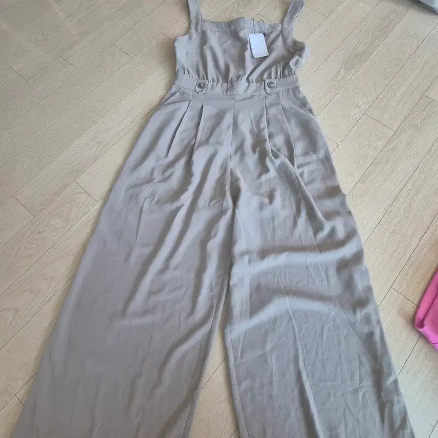 [BUNJANG] Plastic Island Jumpsuit L / 플라스틱아일랜드 점프슈트L
