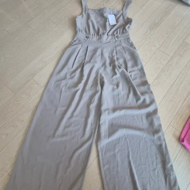 [BUNJANG] Plastic Island Jumpsuit L / 플라스틱아일랜드 점프슈트L